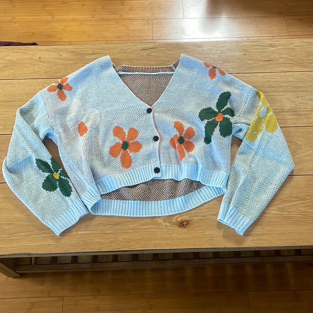 Flower sweater